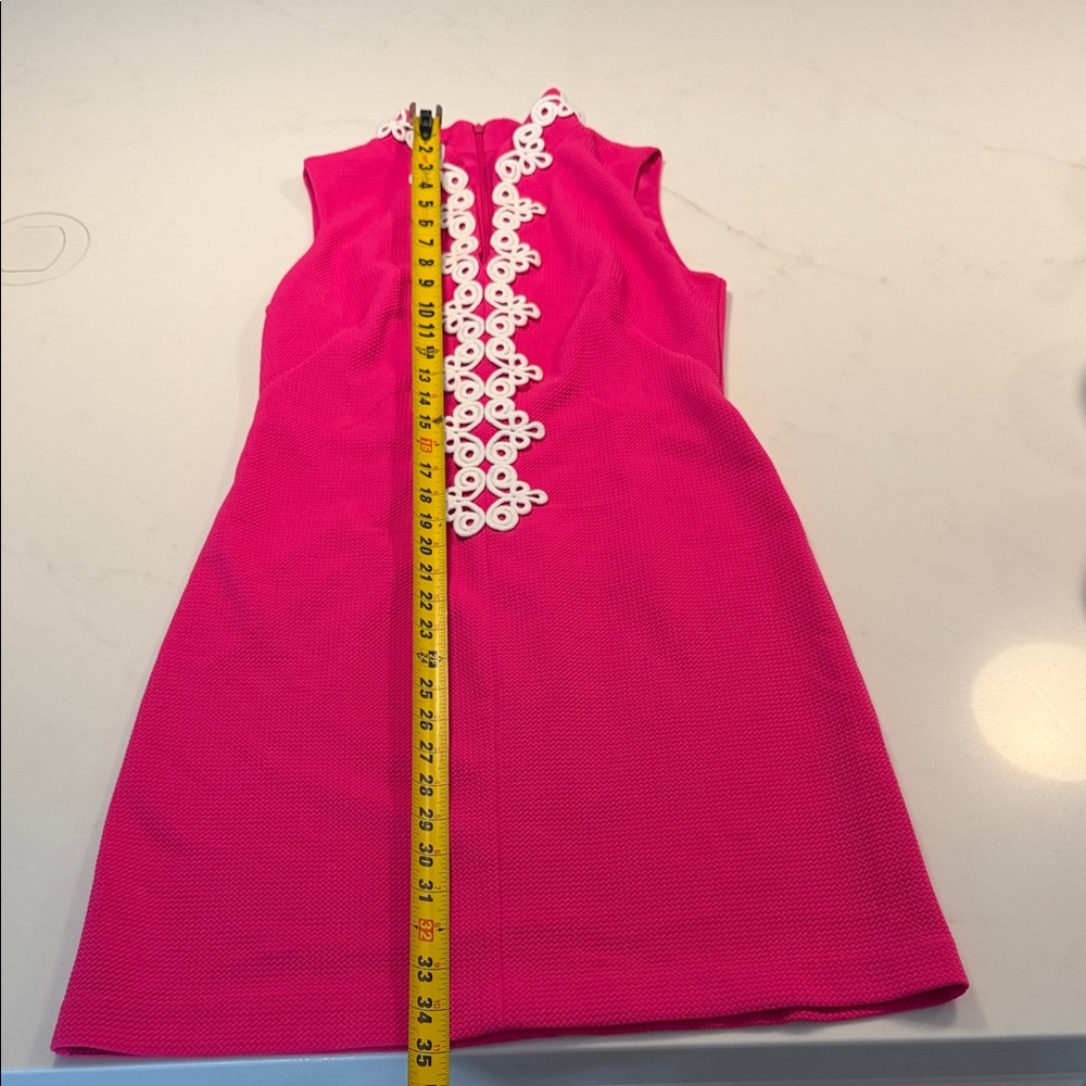 Vince Camuto size 4 Girls' Hot Pink Sleeveless Dress with White Crochet Trim - Picture 4 of 8
